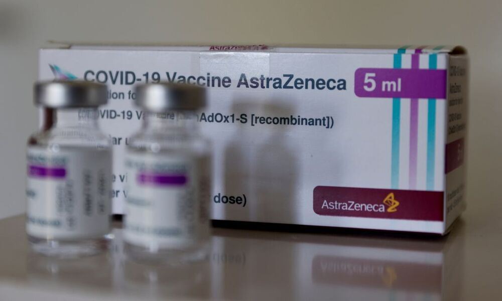 Argentina recibe 2.148.600 vacunas de AstraZeneca y supera las 17,5 millones de dosis.