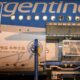 Llegó el primero de los dos vuelos de Aerolíneas con más de 700 mil dosis de Sinopharm.