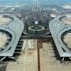 China: Inaugura un nuevo aeropuerto gigante con aspecto futurista.