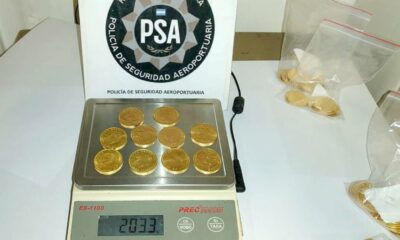 Intentó viajar a Mendoza con valijas cargadas de monedas de oro.