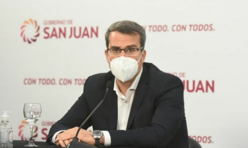 Munisaga sobre futuros protocolos: «veremos cómo sigue impactando la pandemia, estamos en los picos más altos».