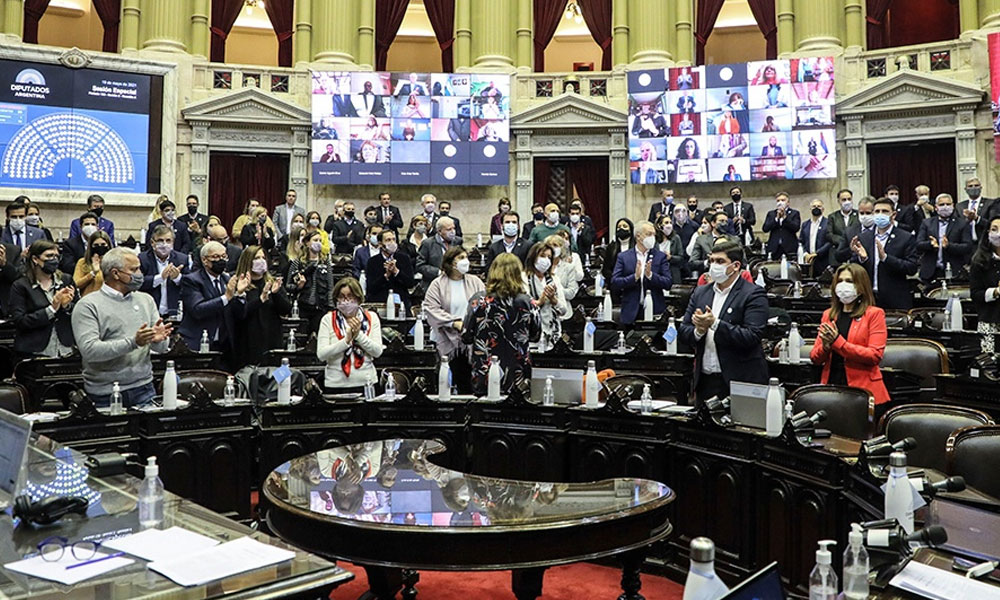 Diputados: Frente de Todos tras la sanción del proyecto sobre Emergencia Covid.