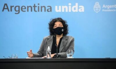 El Ministerio de Salud comprará penes de madera y otros elementos sexuales por 13 millones de pesos.