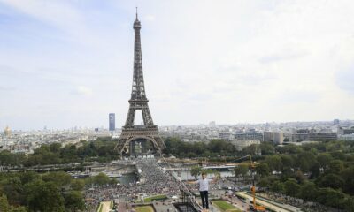 La increíble hazaña de un equilibrista en París que impresionó a todos.