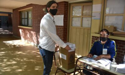 Méndez ejerció su derecho a voto en Santa Lucía.