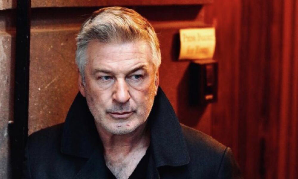 Alec Baldwin mató a una mujer durante un rodaje en Nuevo México.