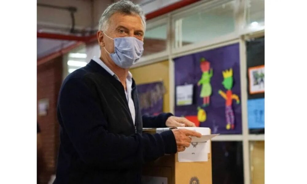 Macri, el expresidente de la Nación, votó y habló.