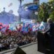 El Día de la Democracia se celebrará con un festejo popular en la Plaza de Mayo.