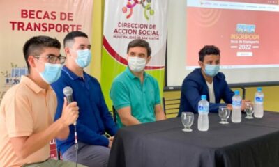 Jóvenes de San Martín fueron asesorados sobre cómo obtener becas de transporte.