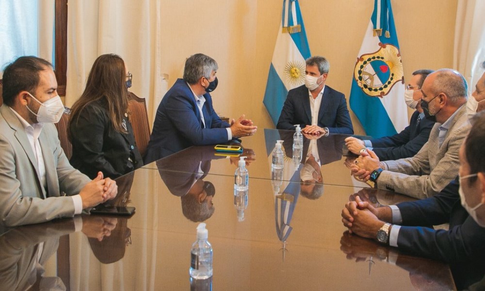 El alcalde chileno dijo que Macri le pidió a Piñera no avanzar con el proyecto del Túnel Agua Negra.