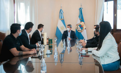 Sergio Uñac recibió a integrantes de una organización juvenil latinoamericana.