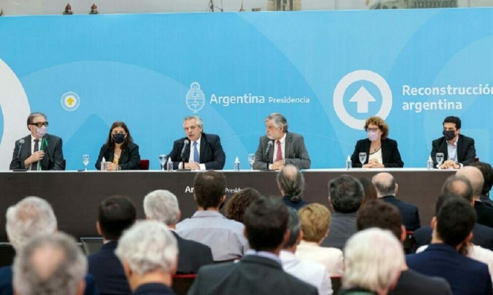 Alberto Fernández: «Hemos dado demasiadas muestras de que no estamos postergando al país».