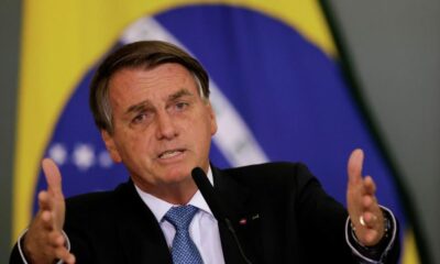 Bolsonaro felicitó a los policias «guerreros» por un operativo que dejó 25 muertos.