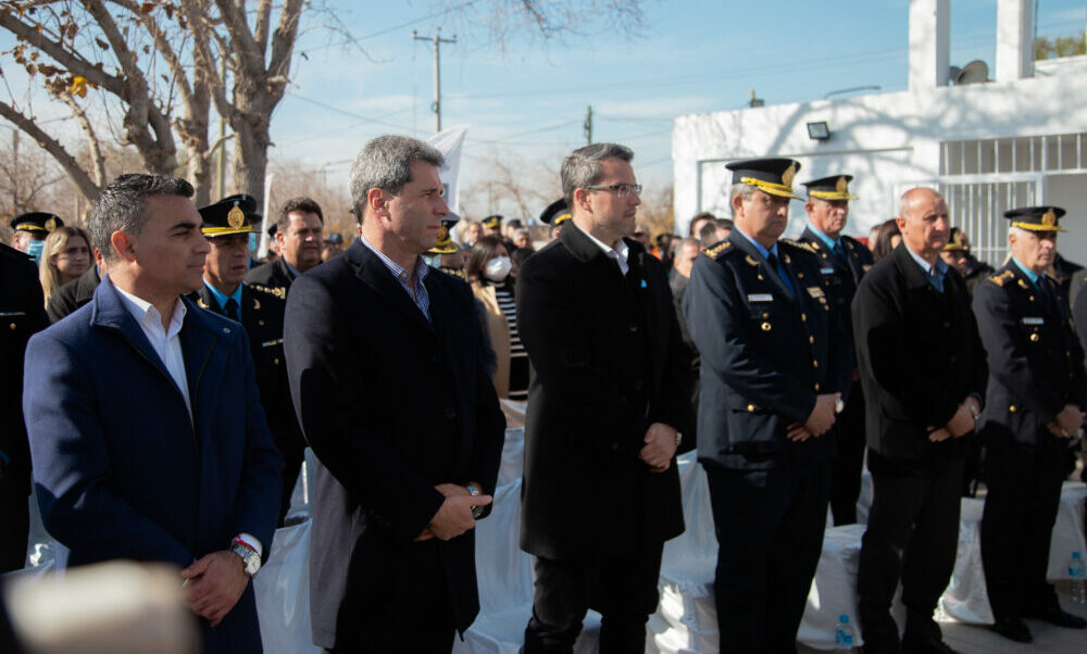 El gobernador Uñac inauguró el Comando Radioeléctrico Policial Chimbas Norte.