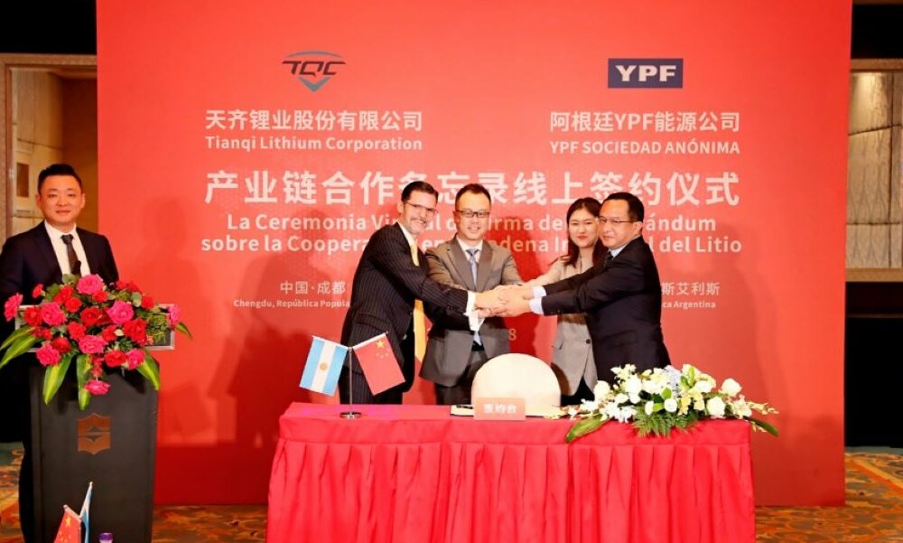 YPF industrializará el litio junto a una empresa china.