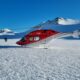 El helicóptero de la provincia presta servicios para realizar medición de nieve en la Cordillera.