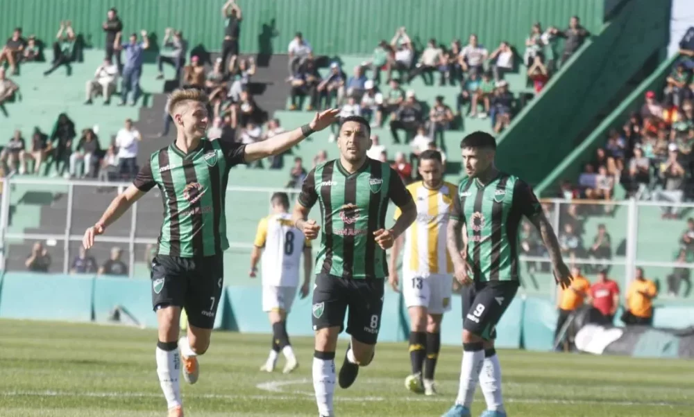 San Martín le ganó 4-0 a Santamarina.