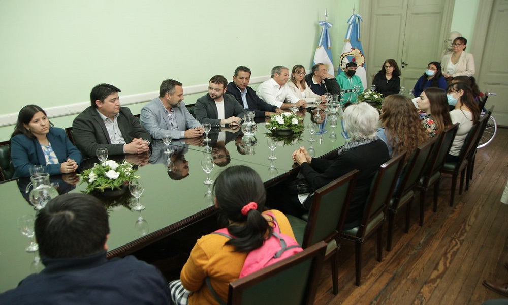 La Casa de San Juan en Buenos Aires lanzó el programa «La Casa cerca tuyo».