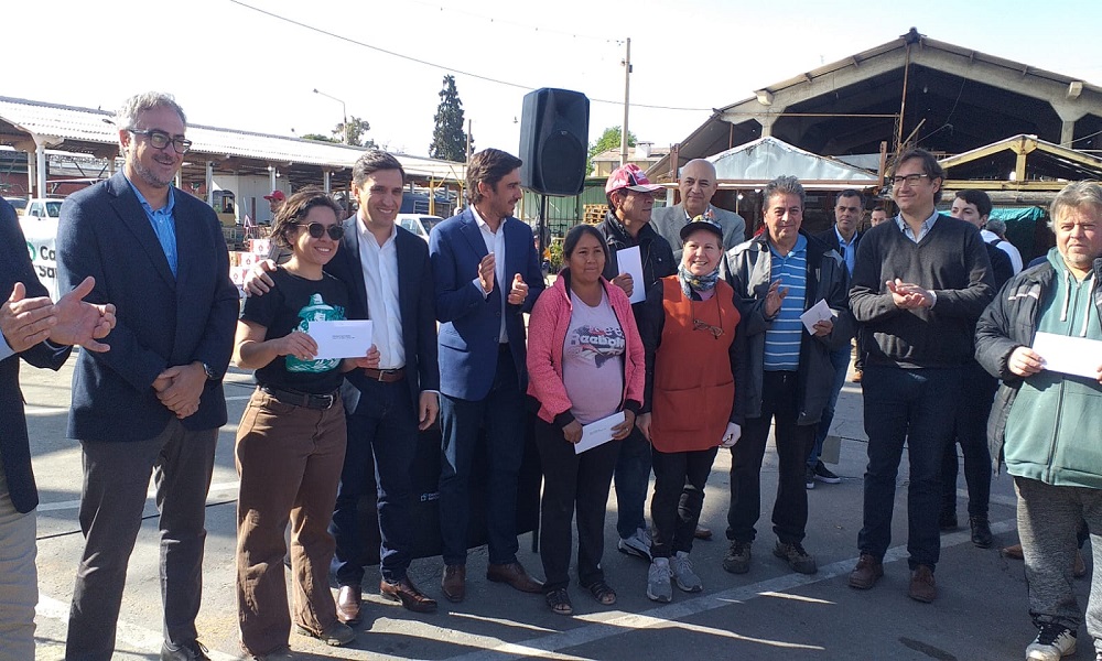 Productores de San Martín venderán su producción en la Feria y Mercado de Abasto de Capital.