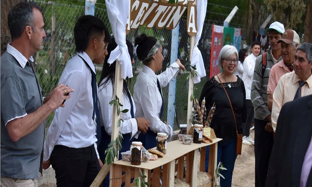 La Escuela Agrotécnica Manuel Belgrano de Jáchal inauguró molino harinero y Sala de Panificación.