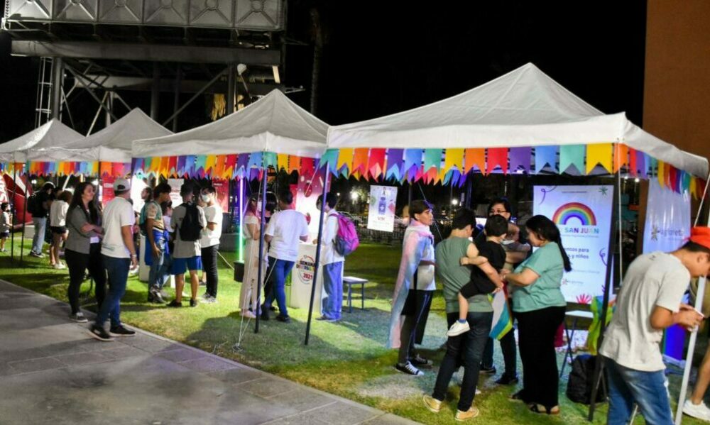 El colectivo LGBTIQ+ celebra la Semana de la Diversidad en el Conte Grand.