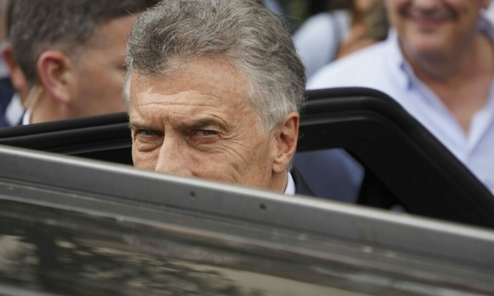 La fiscalía pidió revocar el sobreseimiento a Macri por espionaje.