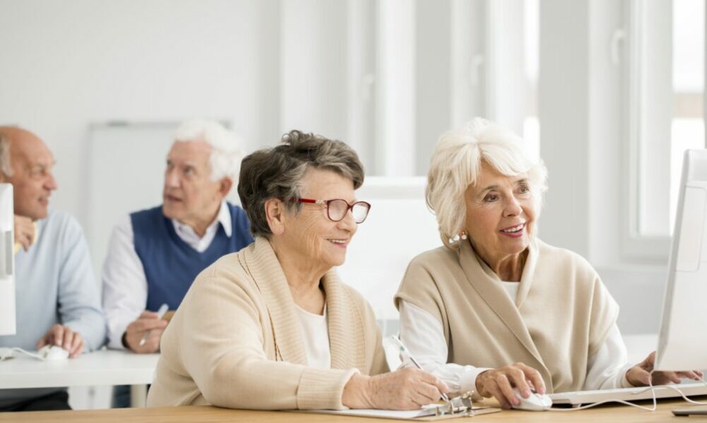 Abre la inscripción de la Universidad para Adultos Mayores «Por un nuevo proyecto de vida».