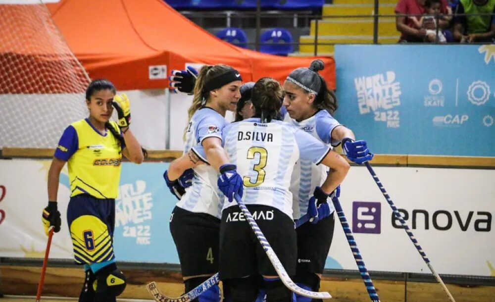 Las Águilas golearon 7 a 1 a Colombia clasificaron a cuartos de final.