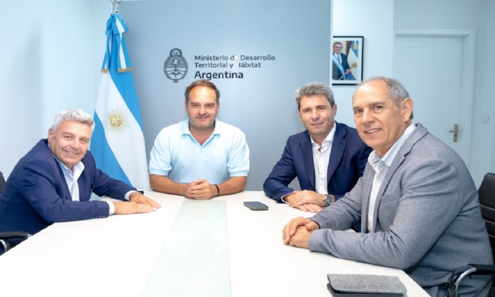 Uñac y Maggiotti se reunieron en Buenos Aires, para evaluar el avance de las obras de viviendas en San Juan.