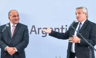 Alberto Fernández confirmó que Juan Manzur se va a Tucumán a competir en las elecciones.