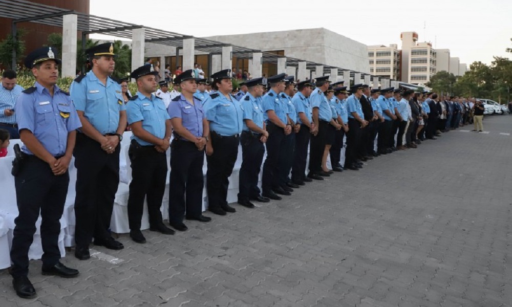 Los detalles del ascenso histórico de 1300 efectivos en la Policía de San Juan.