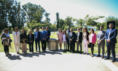 Inauguran obra en homenaje a reconocido educador polaco víctima del holocausto.