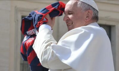 San Lorenzo saludó al Papa Francisco en el aniversario de su Pontificado.