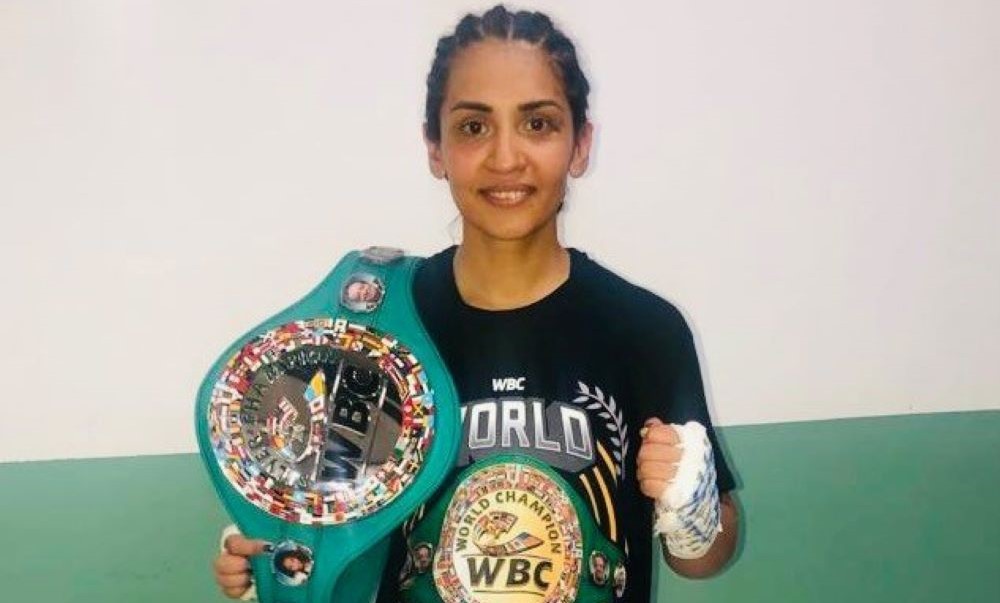 Leonela Yúdica ganó el título Silver minimosca de boxeo del Consejo Mundial.