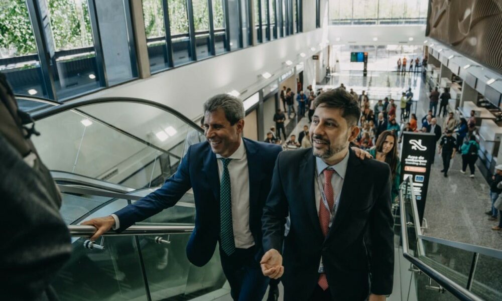 Por el Mundial Sub 20 se habilitó el aeropuerto de San Juan.