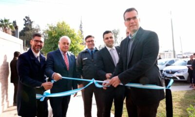 El Servicio Penitenciario presentó las nuevas garitas de seguridad, sala de videoconferencia y movilidades.