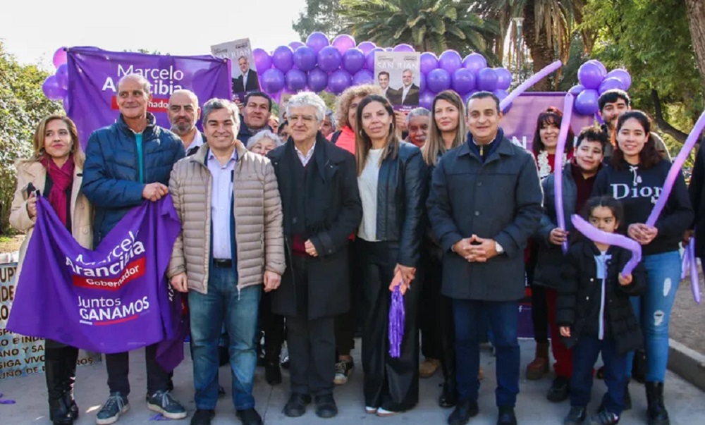 Arancibia – Marconi cerraron su campaña en la Plaza España.