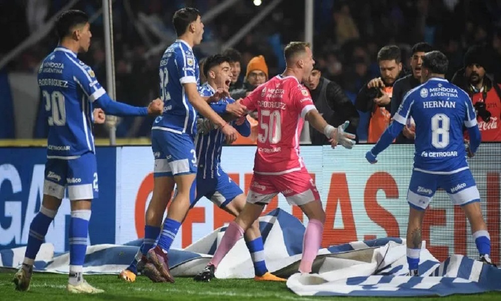 Liga Profesional: River ganó y Boca fue goleado por Godoy Cruz.