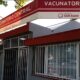 Comenzaron a vacunar contra la gripe casa por casa.