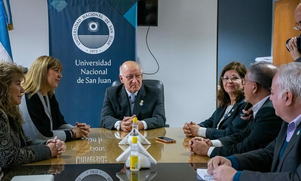 UNSJ avanza en la nueva carrera de Medicina.