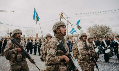 Fernández anunció un proyecto de ley que actualiza la carrera militar y un aumento salarial para las Fuerzas Armadas.