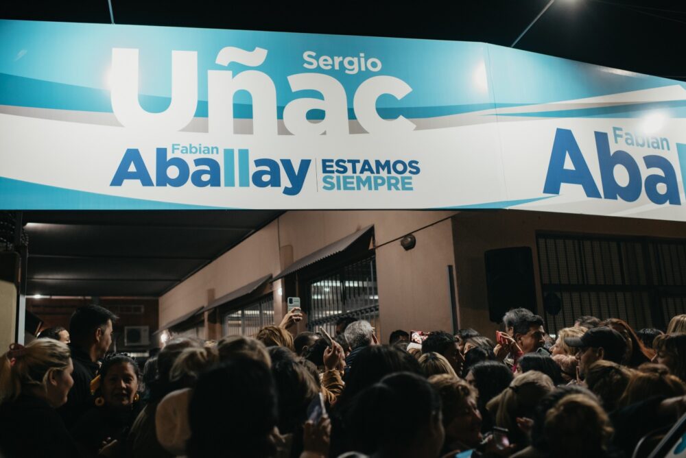 Sergio Uñac, con dirigentes en Pocito: “Quiero seguir cuidando a San Juan”.