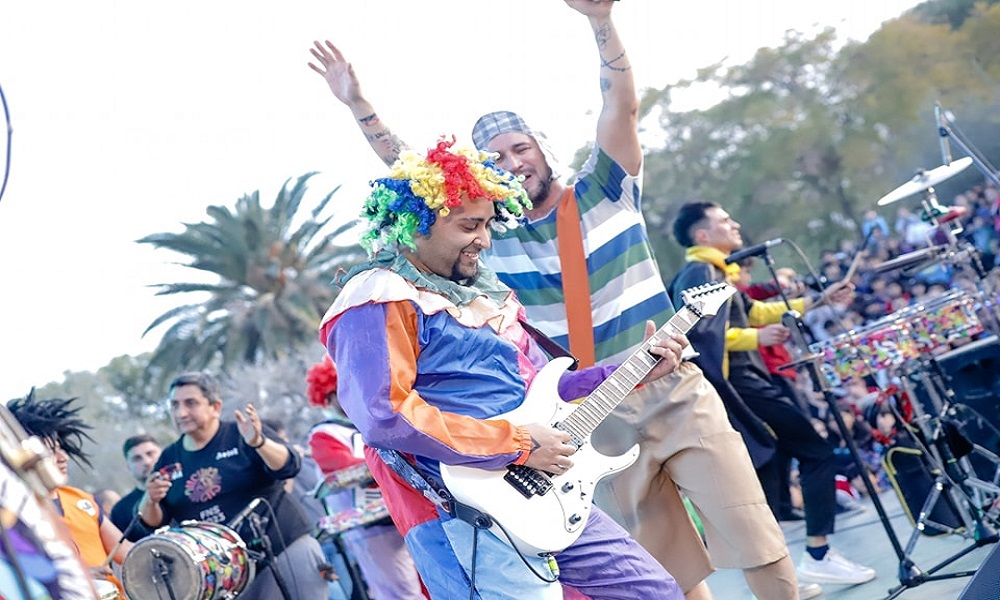 Miles de niños y niñas disfrutaron el Día de las Infancias en la Plaza La Joroba.