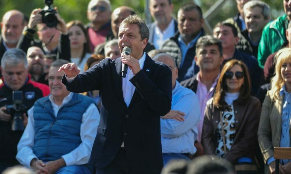 Massa propondrá “futuro” con “unidad y orden” frente al “retroceso” neoliberal.