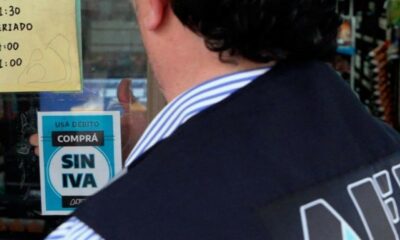 Más de 2,5 millones de trabajadores informales que cobran el refuerzo ingresan al Compre Sin IVA.