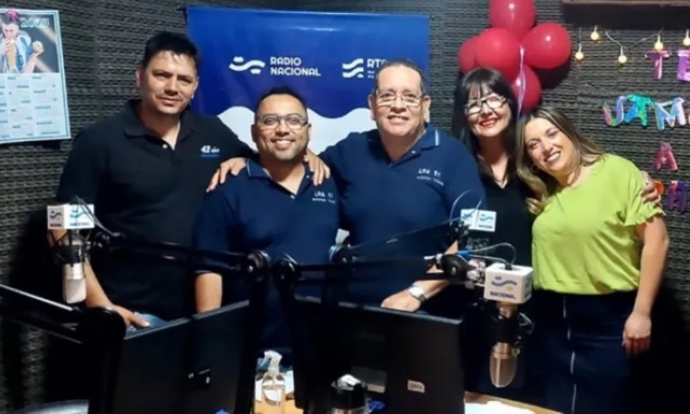 Despiden a tres trabajadores de Radio Nacional.