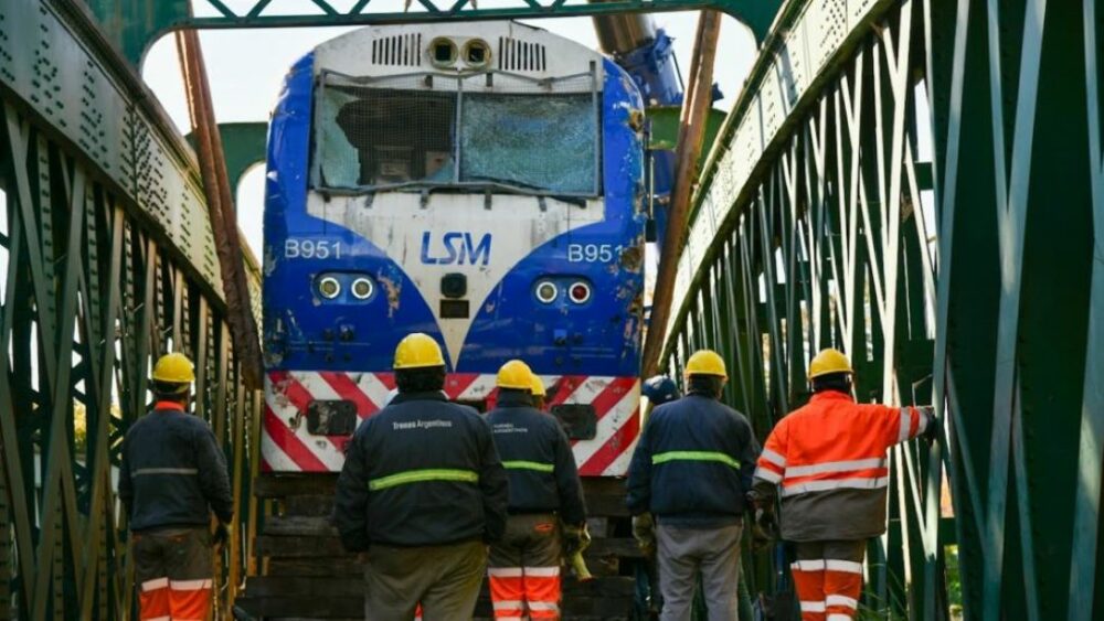 Tras el choque de trenes en Palermo de la línea San Martín, el Gobierno decretará la emergencia ferroviaria