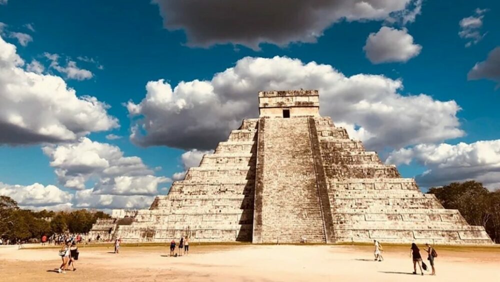 Descubren a quiénes sacrificaban los mayas en sus rituales 