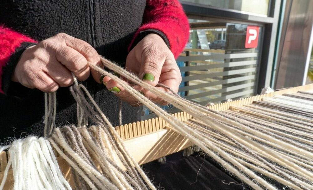 Se festejará el Día de la Tejedora en el Patio de Doña Paula