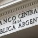 BCRA confirma que se encamina hacia la competencia de monedas.